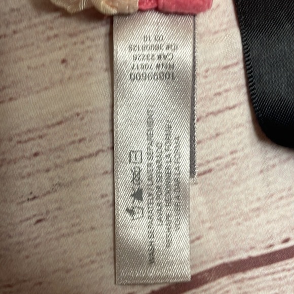 Victoria’s Secret Pink Apron Teddy 38 C - Picture 8 of 8